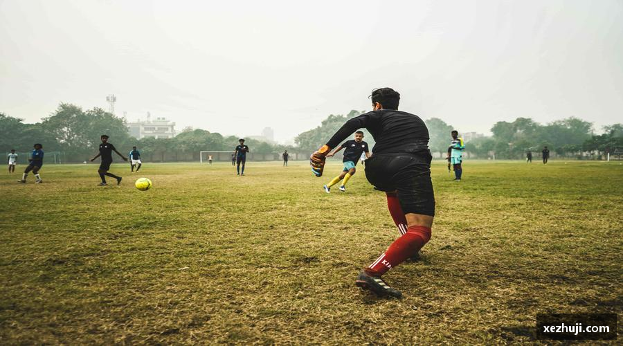 🔥巅峰对决，见证荣耀时刻！⚽️